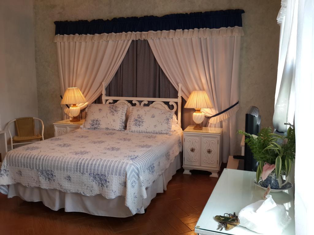 Park Eden Bed & Breakfast Los Llanitos Pokoj fotografie