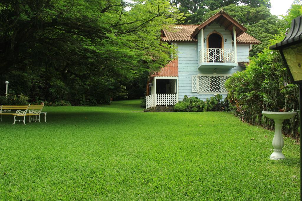 Park Eden Bed & Breakfast Los Llanitos Pokoj fotografie