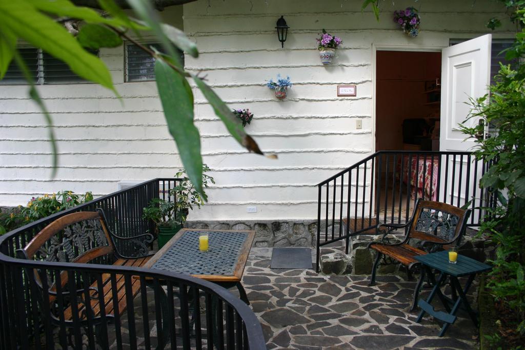 Park Eden Bed & Breakfast Los Llanitos Pokoj fotografie